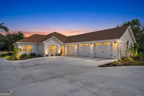 1455 Ridgewood DR