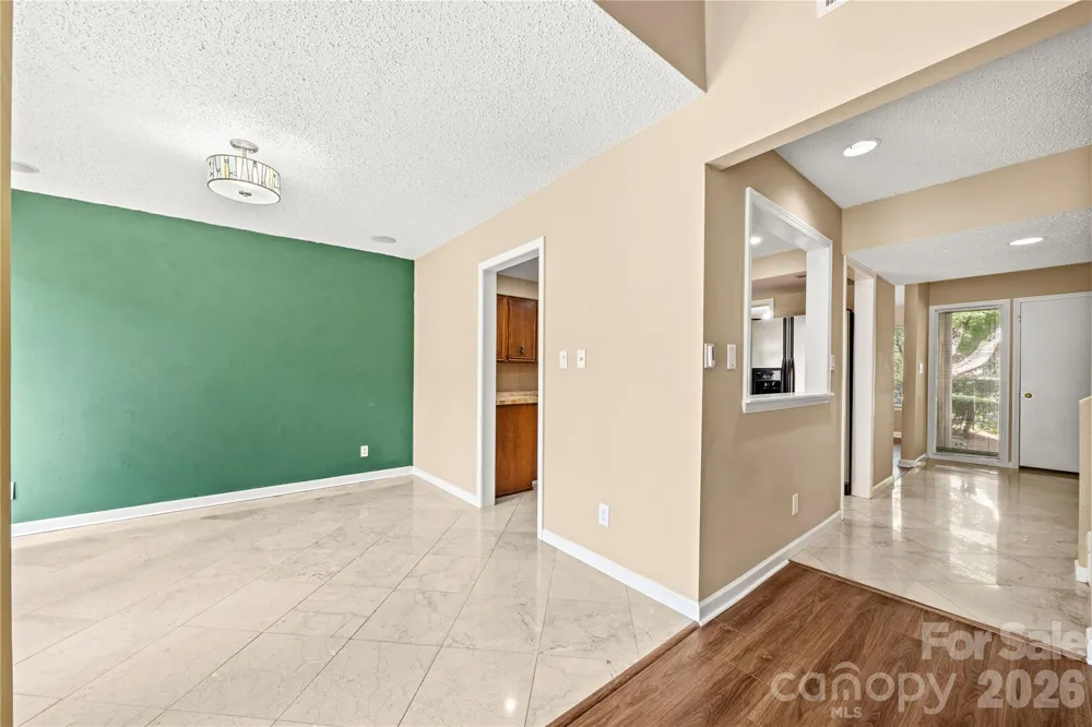 102 Ridgeport Road Clover, SC 29710