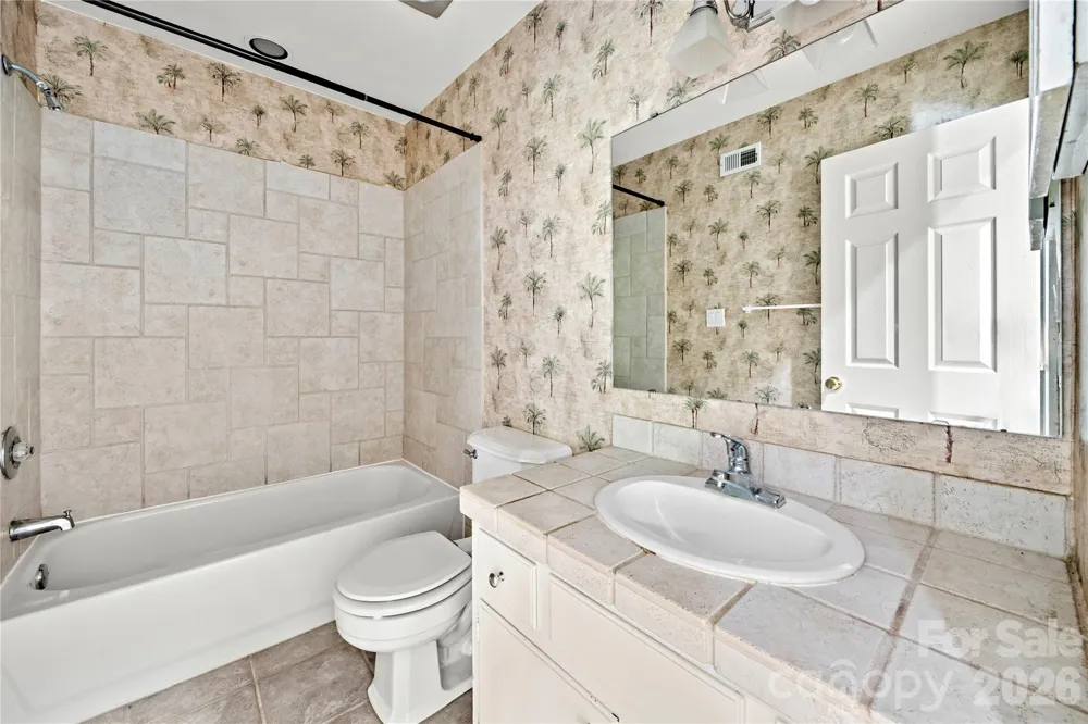 102 Ridgeport Road Clover, SC 29710