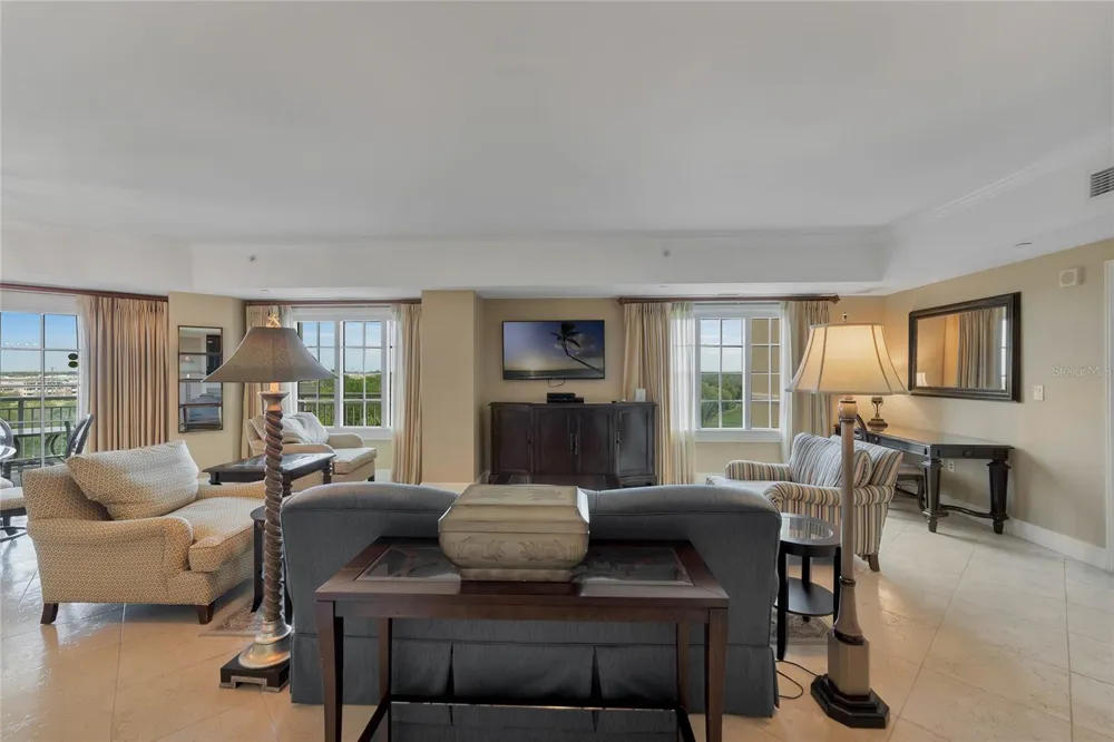 7593 GATHERING DRIVE #309 Reunion, FL 34747