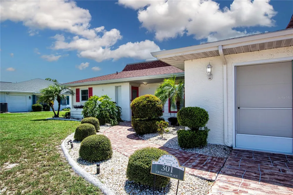 301 CRANSTON PLACE Sun City Center, FL 33573