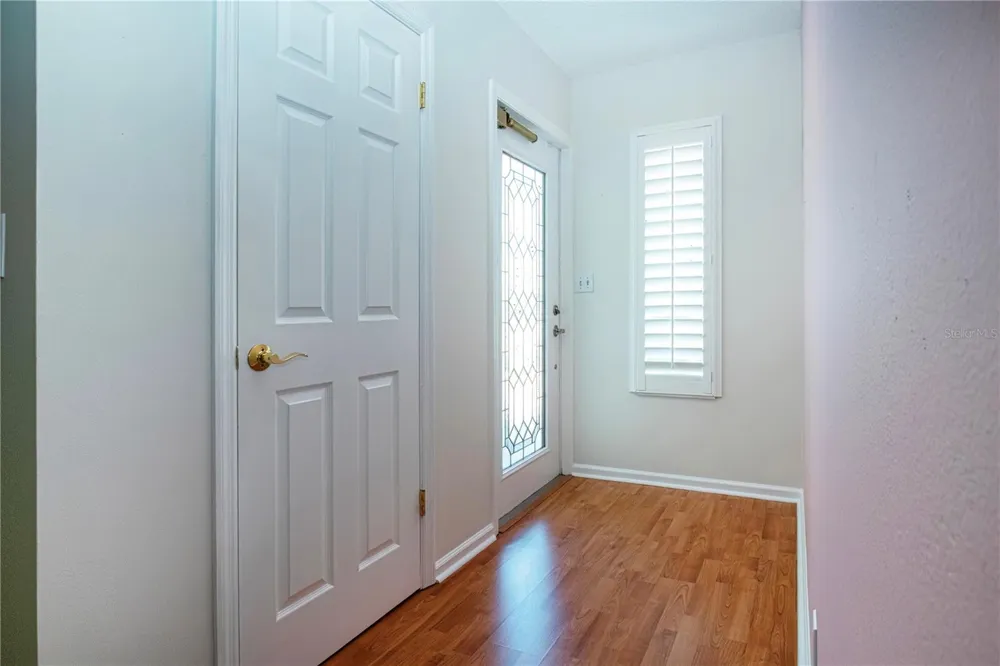301 CRANSTON PLACE Sun City Center, FL 33573