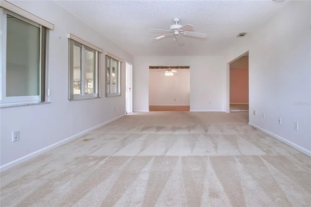 301 CRANSTON PLACE Sun City Center, FL 33573