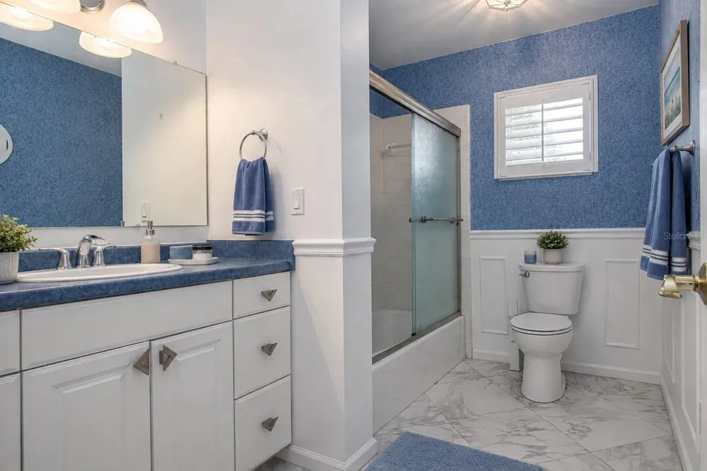 301 CRANSTON PLACE Sun City Center, FL 33573