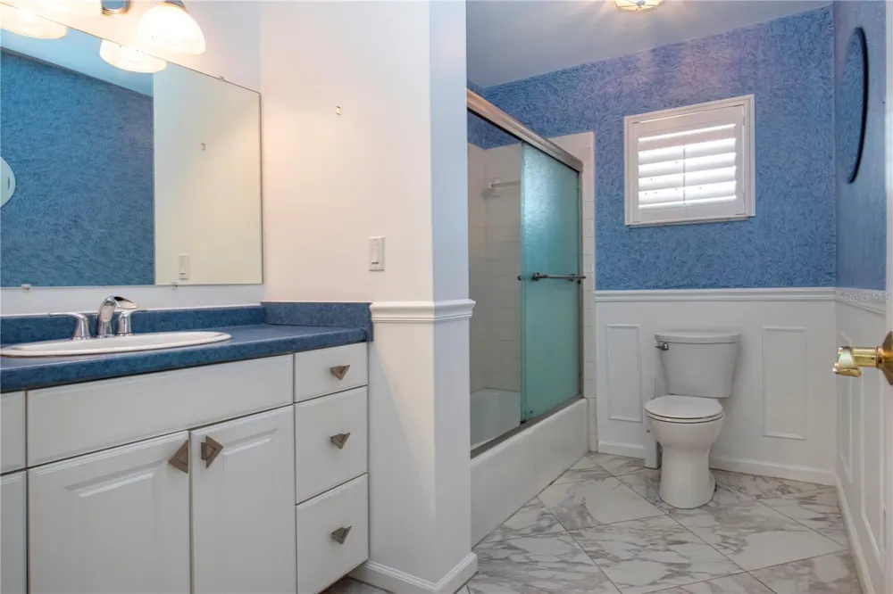 301 CRANSTON PLACE Sun City Center, FL 33573
