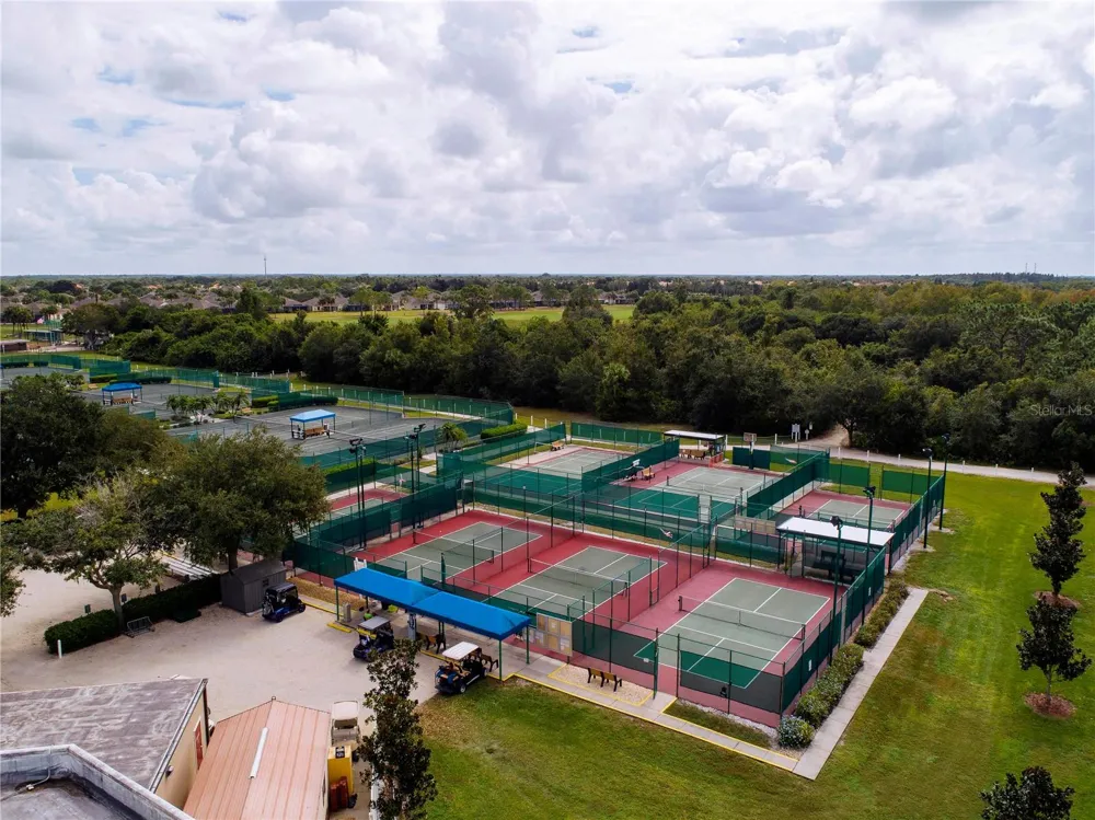 301 CRANSTON PLACE Sun City Center, FL 33573