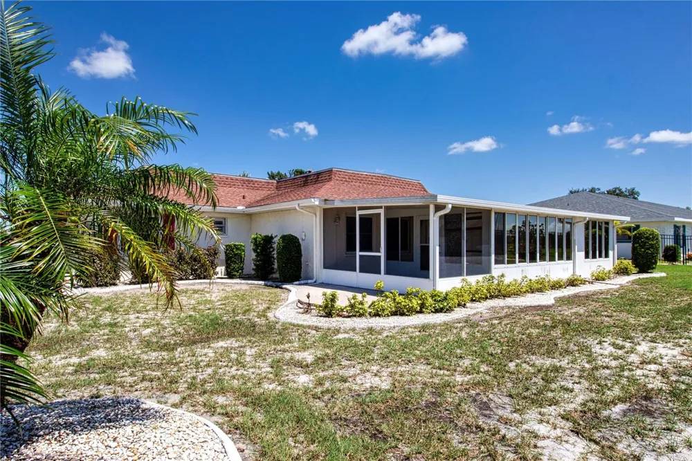 301 CRANSTON PLACE Sun City Center, FL 33573