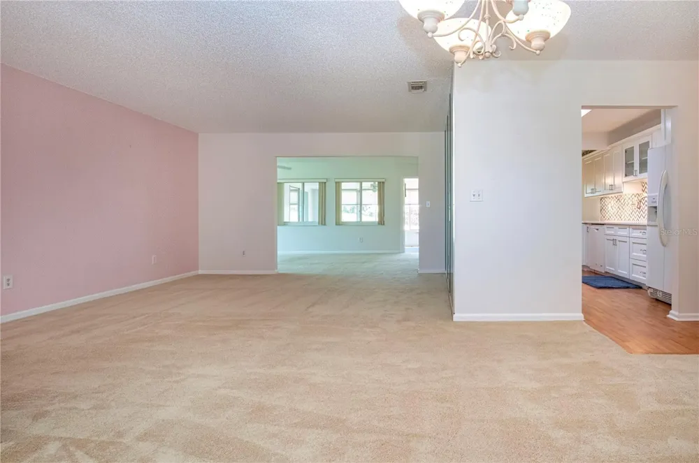 301 CRANSTON PLACE Sun City Center, FL 33573