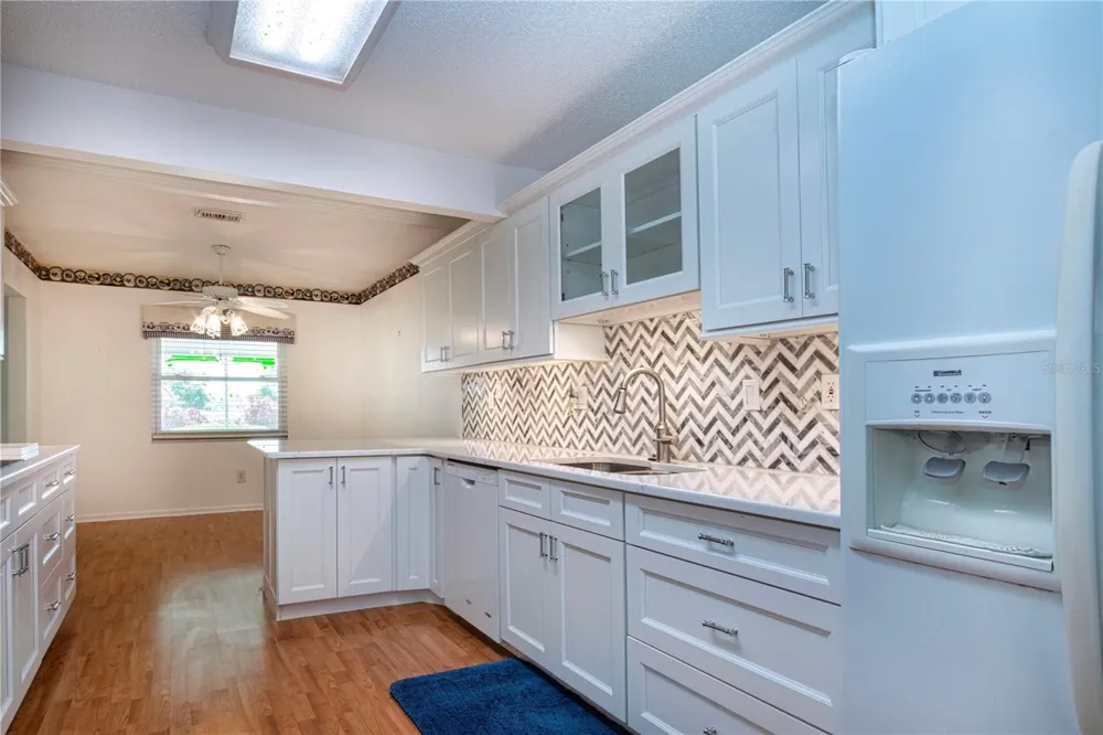 301 CRANSTON PLACE Sun City Center, FL 33573