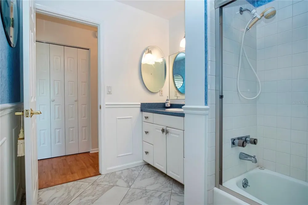301 CRANSTON PLACE Sun City Center, FL 33573