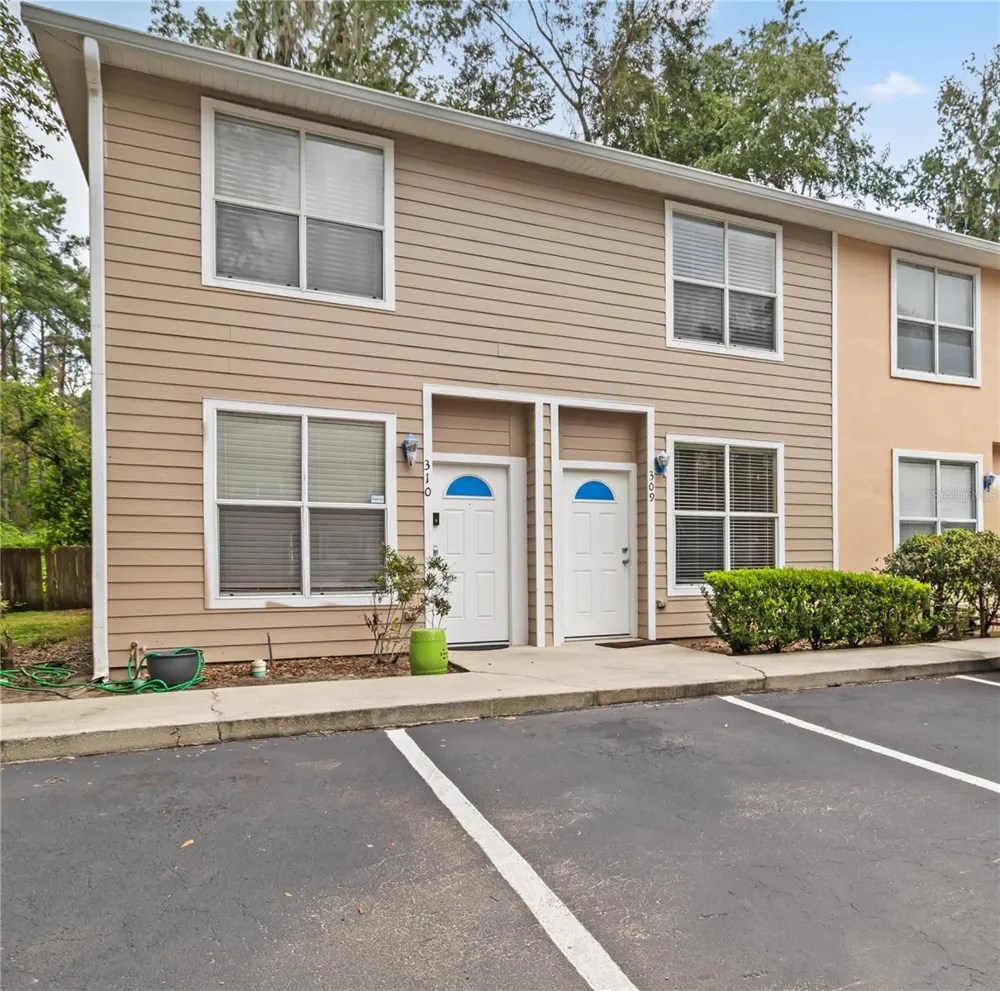 4415 SW 34TH STREET #309 Gainesville, FL 32608