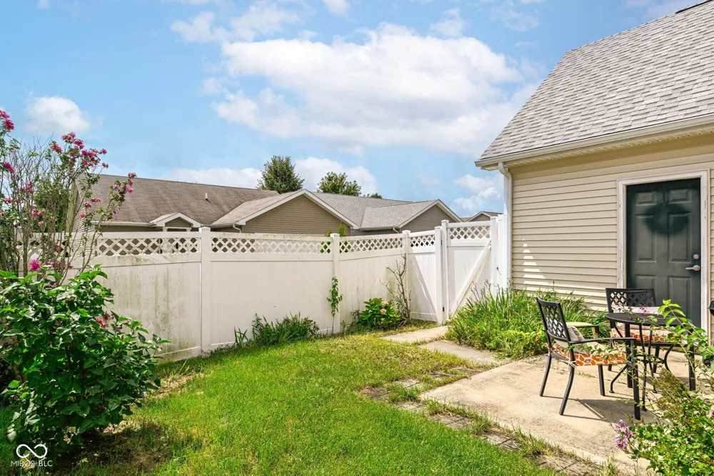 871 Maidstone Avenue Westfield, IN 46074