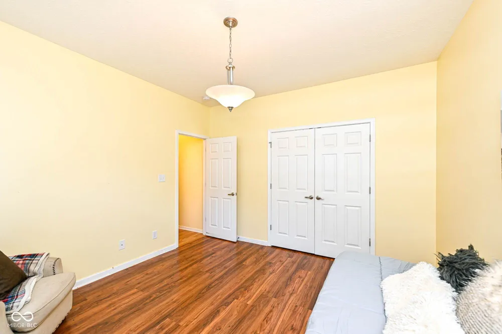 871 Maidstone Avenue Westfield, IN 46074