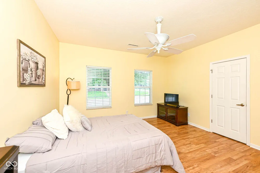 871 Maidstone Avenue Westfield, IN 46074