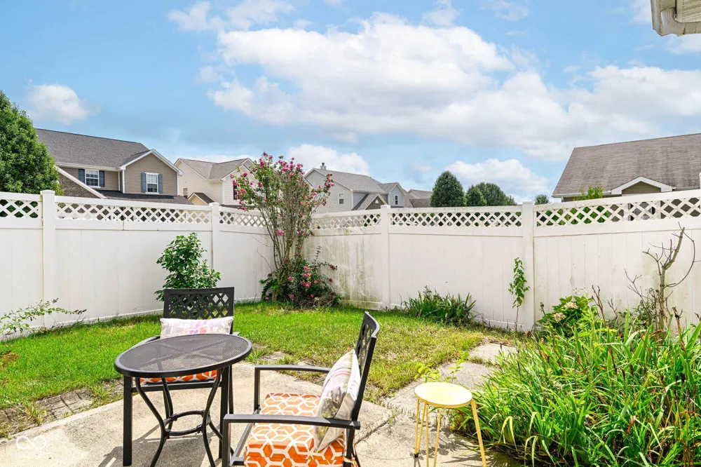 871 Maidstone Avenue Westfield, IN 46074