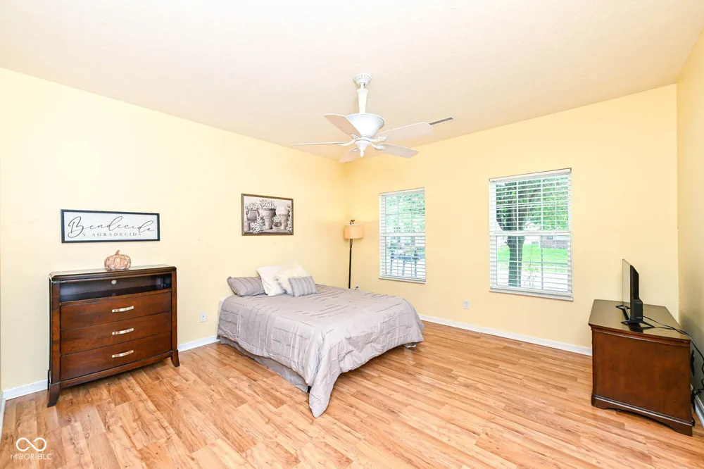 871 Maidstone Avenue Westfield, IN 46074