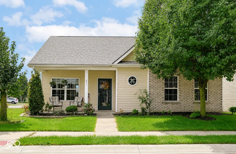 871 Maidstone Avenue Westfield, IN 46074