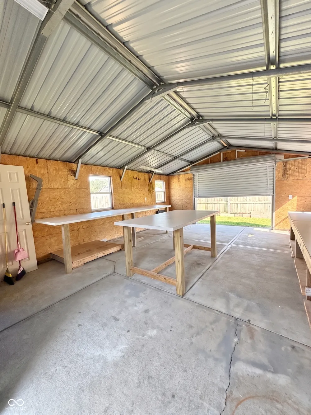 1026 Fox Trace Drive Anderson, IN 46013
