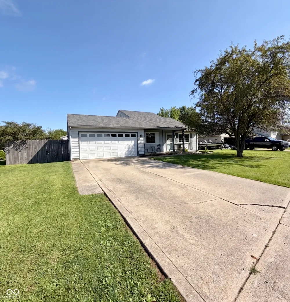 1026 Fox Trace Drive Anderson, IN 46013