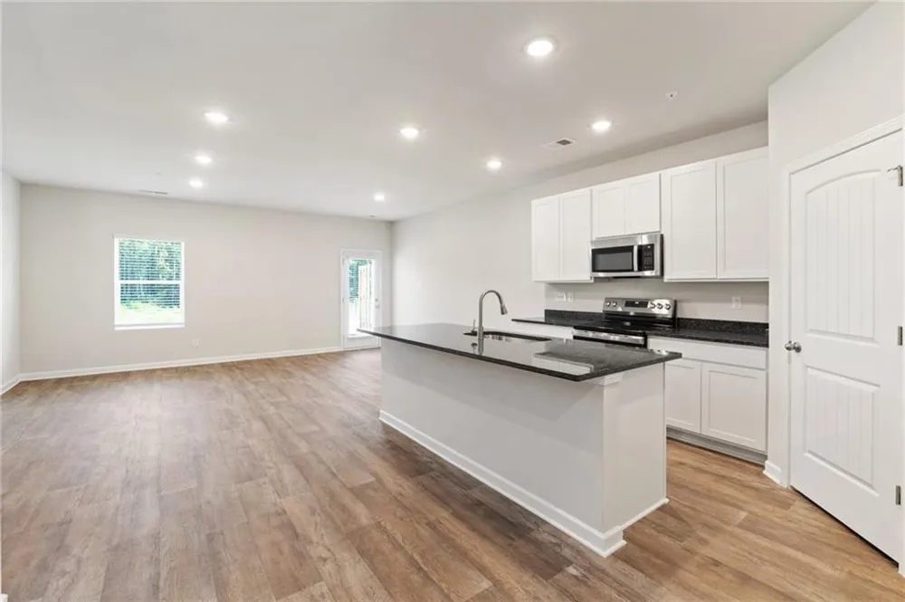 8312 Columbia Court Palmetto, GA 30268