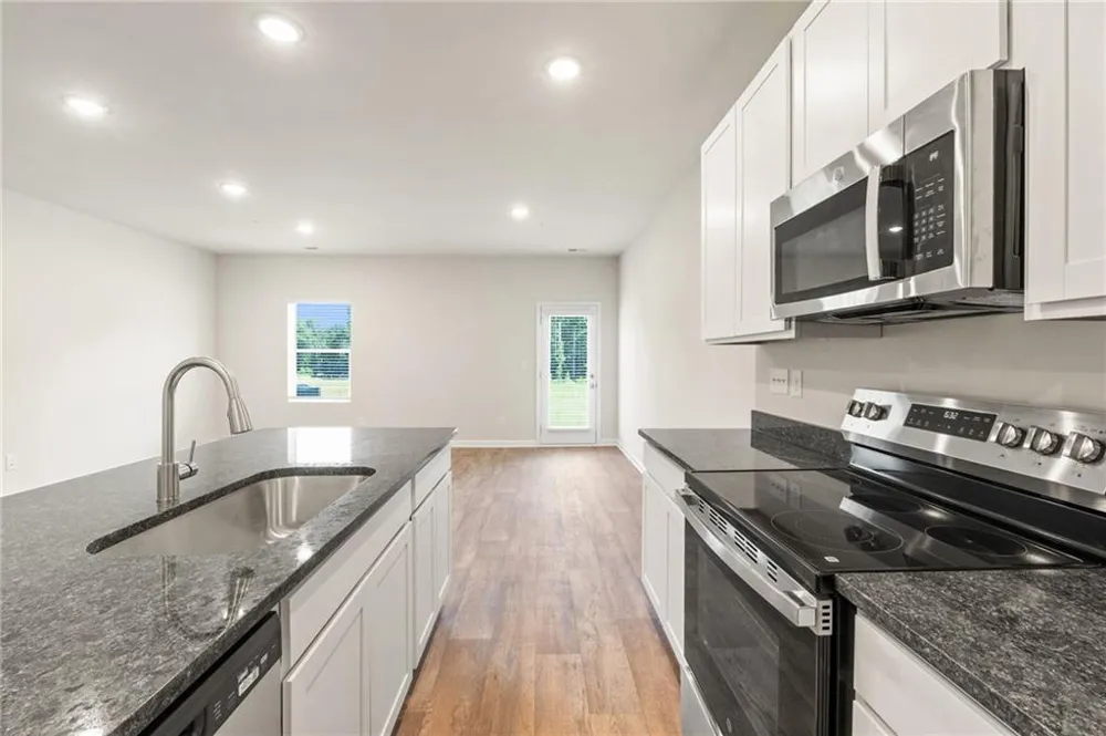 8312 Columbia Court Palmetto, GA 30268