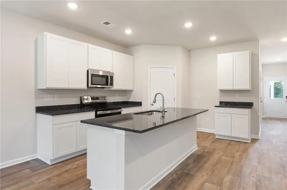 8312 Columbia Court Palmetto, GA 30268