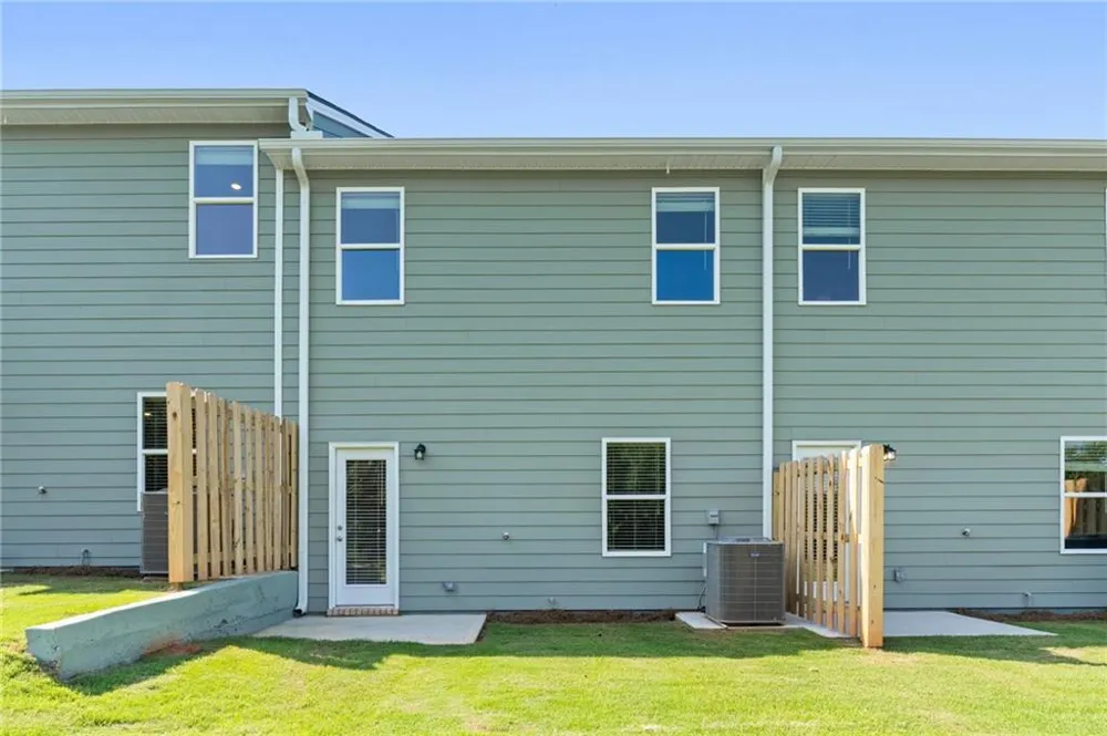 8316 Columbia Court Palmetto, GA 30268