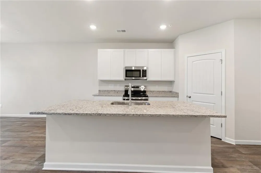 8316 Columbia Court Palmetto, GA 30268