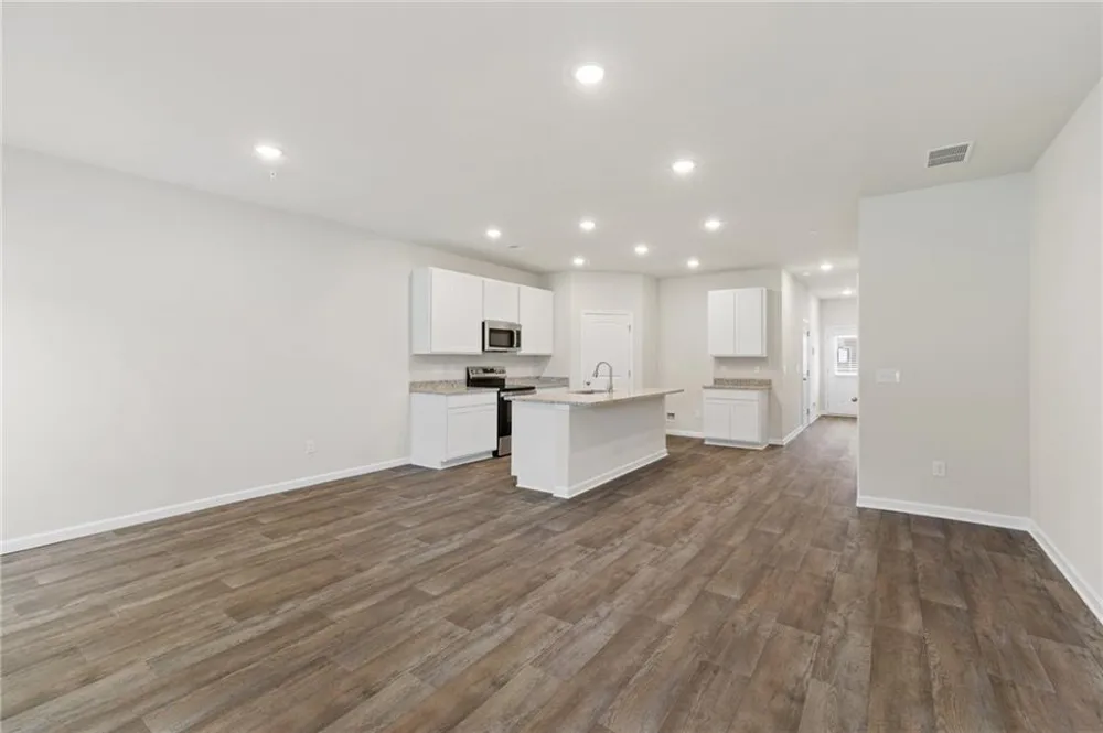 8316 Columbia Court Palmetto, GA 30268