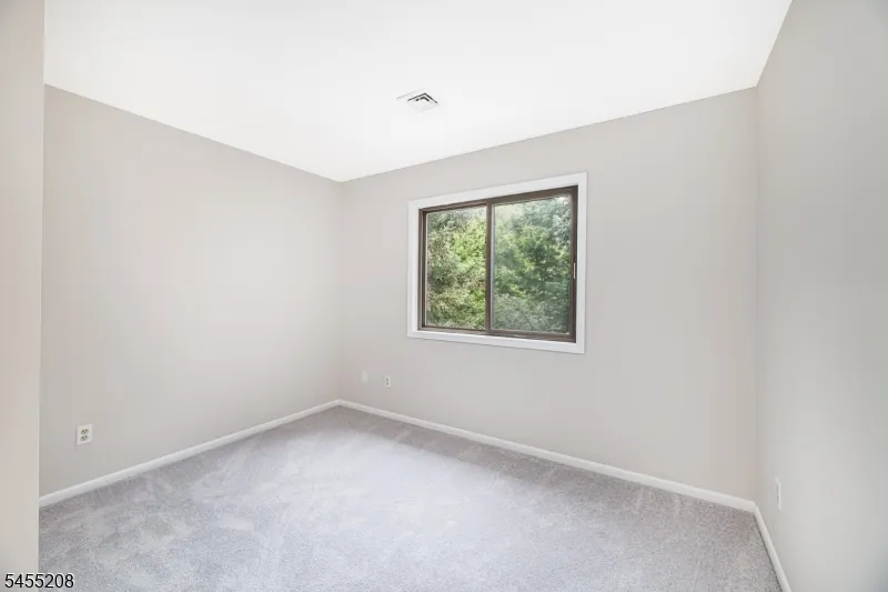3 Point O Woods Ter 2 #2 Unit 2 Vernon, NJ 07462