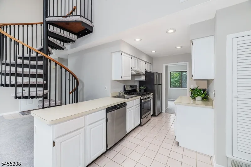 3 Point O Woods Ter 2 #2 Unit 2 Vernon, NJ 07462