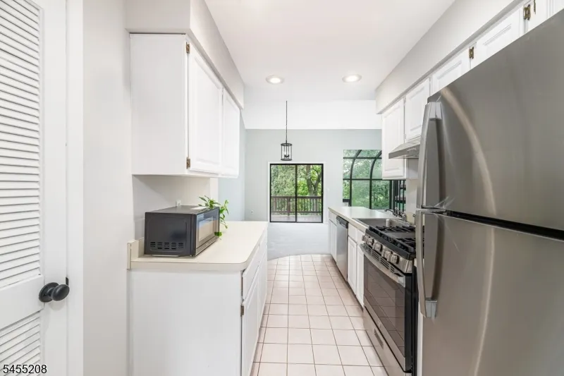3 Point O Woods Ter 2 #2 Unit 2 Vernon, NJ 07462