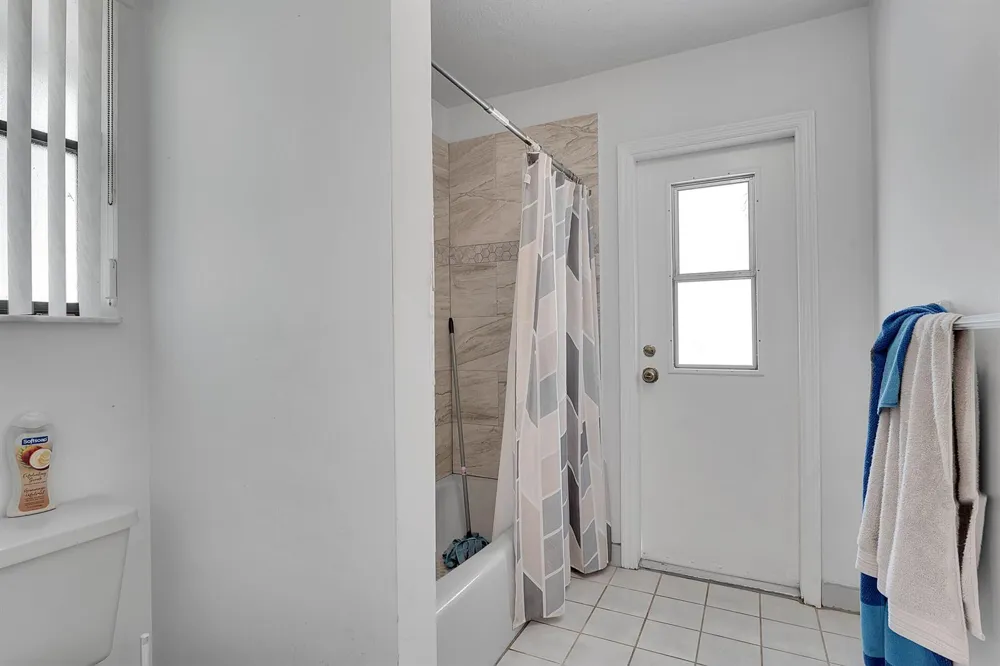 14544 Autumn Avenue Wellington, FL 33414