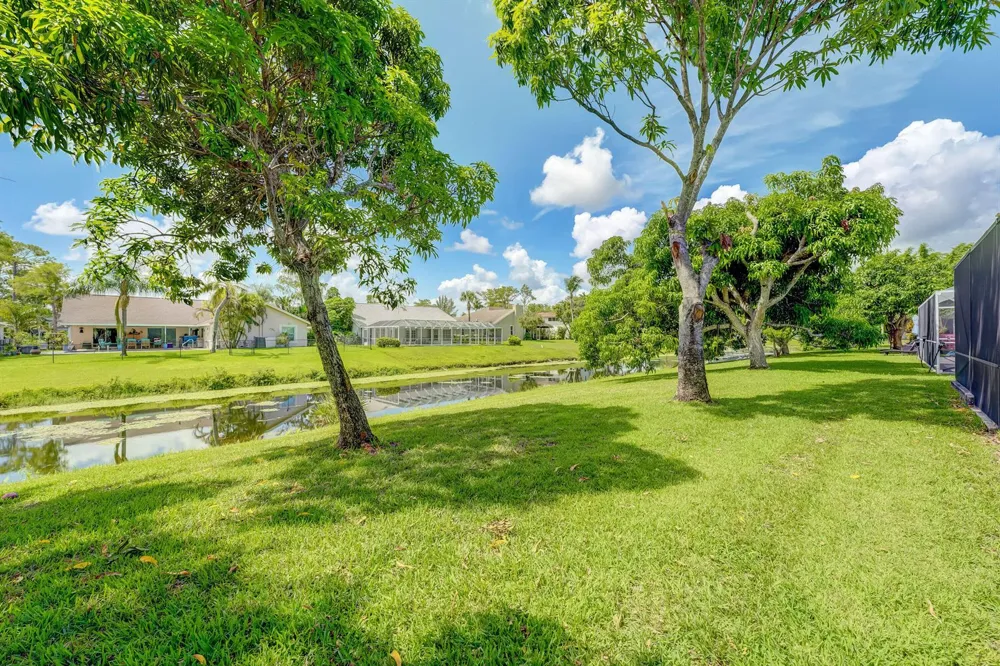 14544 Autumn Avenue Wellington, FL 33414