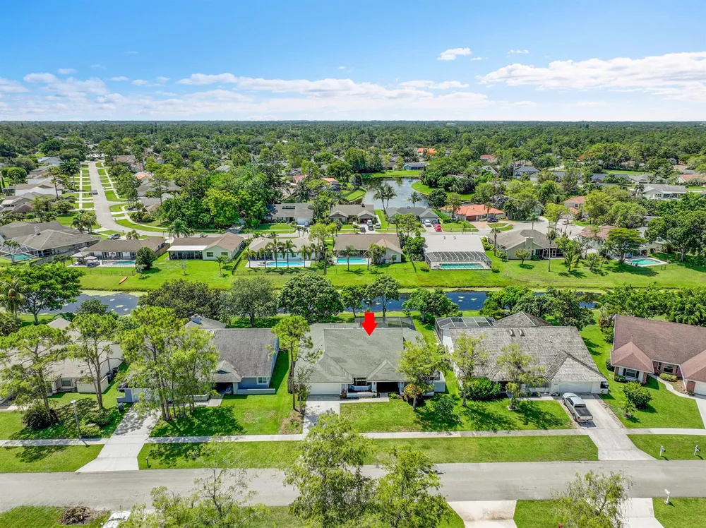 14544 Autumn Avenue Wellington, FL 33414