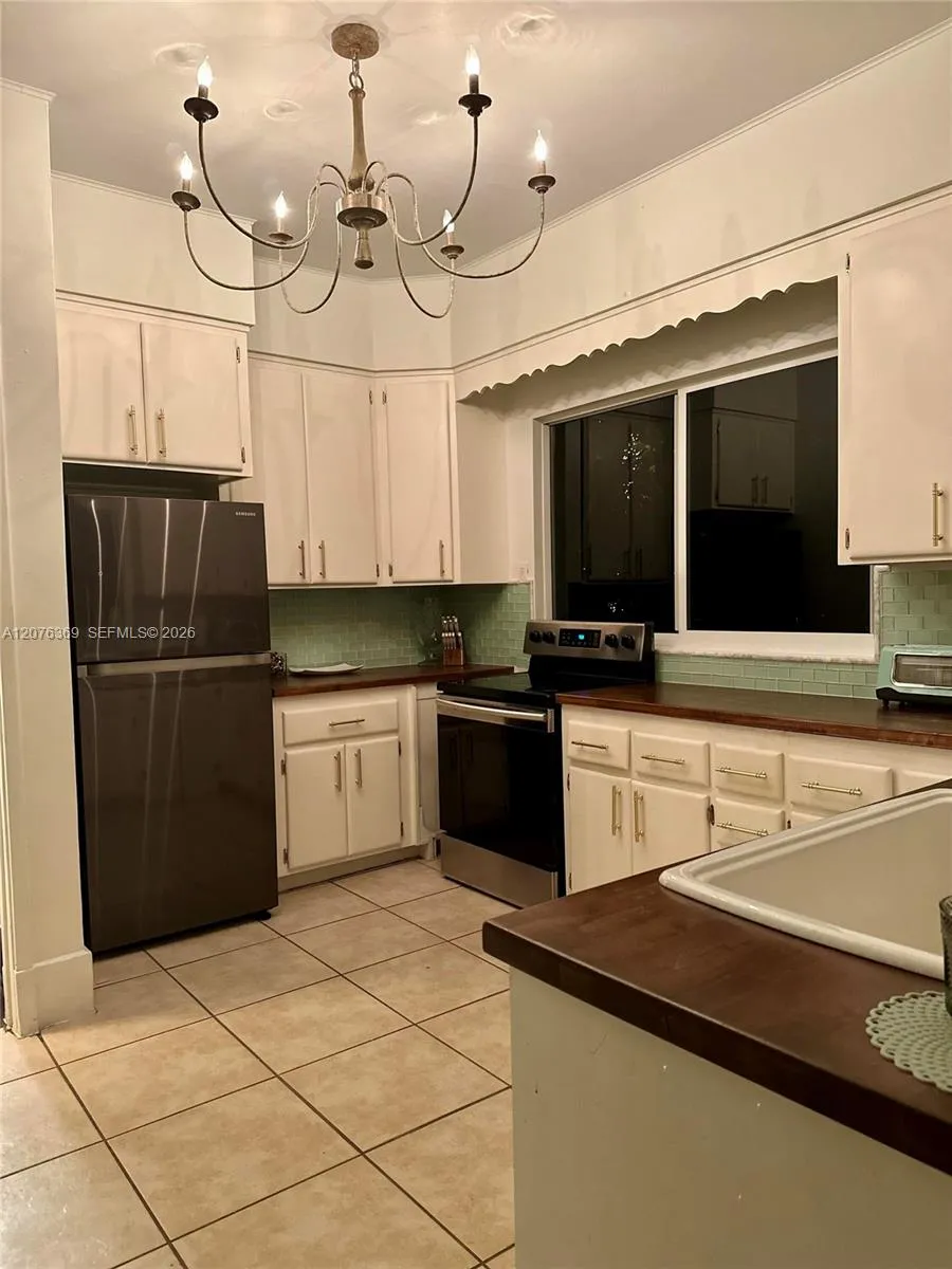 23550 SW 187th Ave Homestead, FL 33031