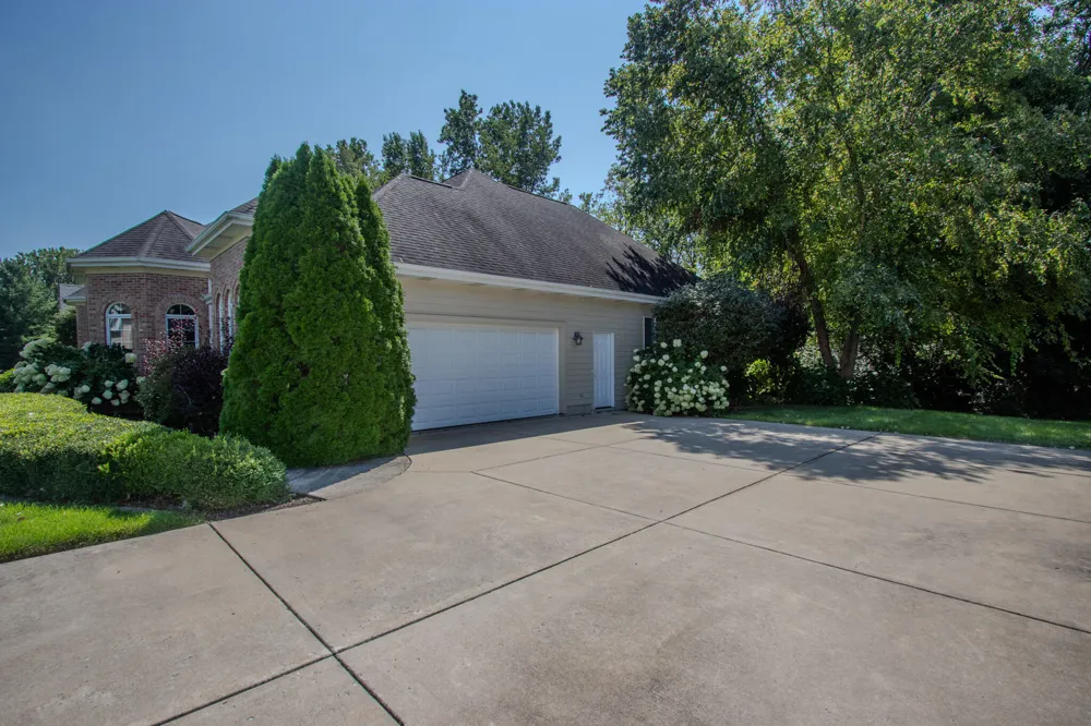 1910 Catkin Circle Chesterton, IN 46304
