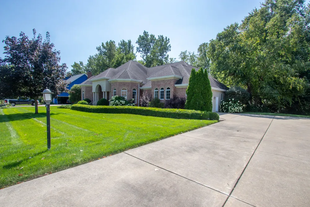 1910 Catkin Circle Chesterton, IN 46304
