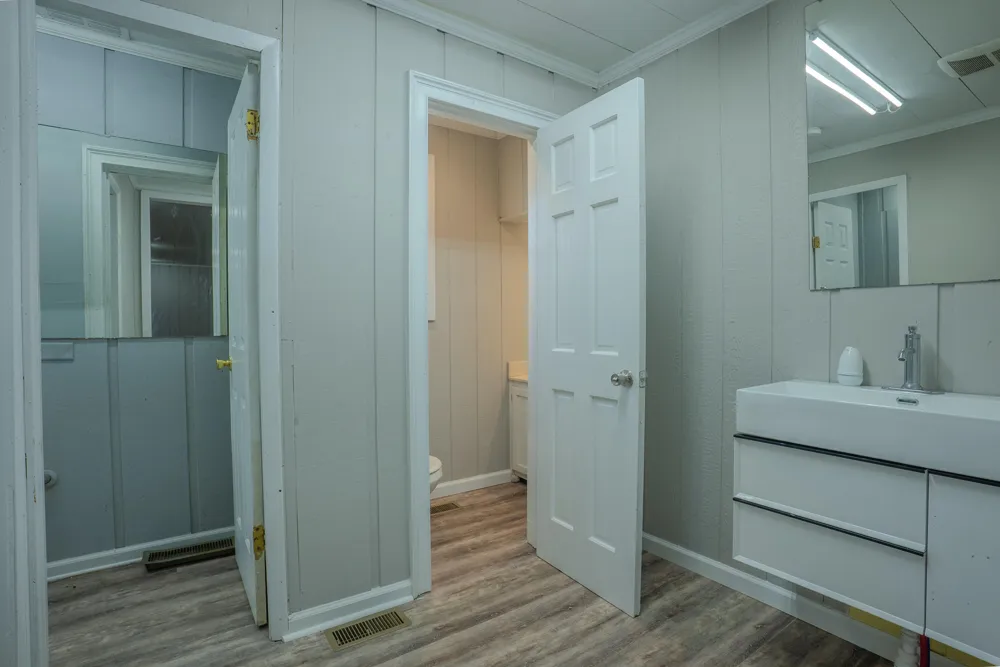 1422 Mineral Springs Road Dalton, GA 30720