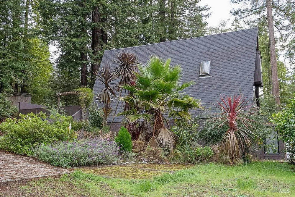 46151 Pacific Woods Road Gualala, CA 95445