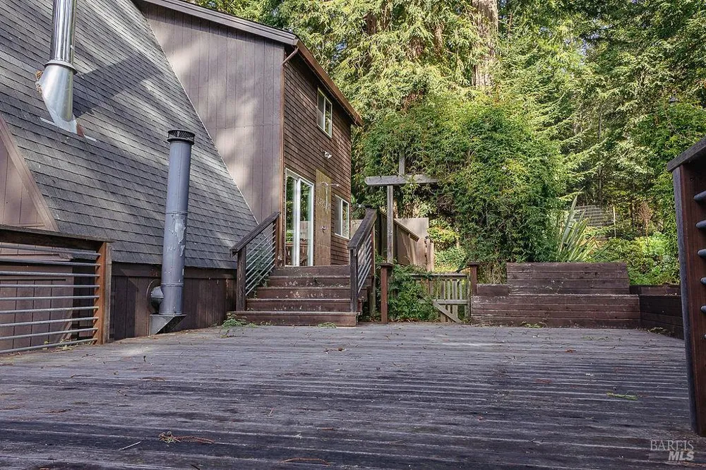 46151 Pacific Woods Road Gualala, CA 95445