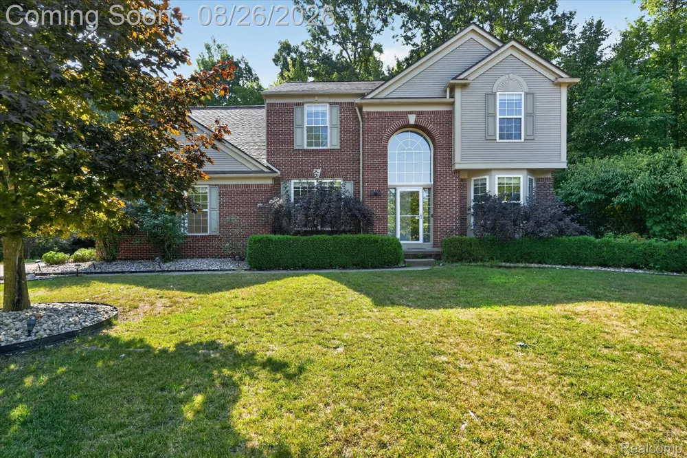6350 Knob Hill Court Grand Blanc Charter Township, MI 48439