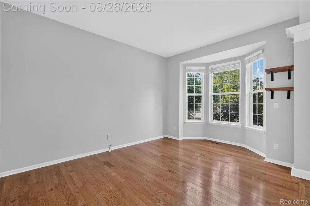 6350 Knob Hill Court Grand Blanc Charter Township, MI 48439