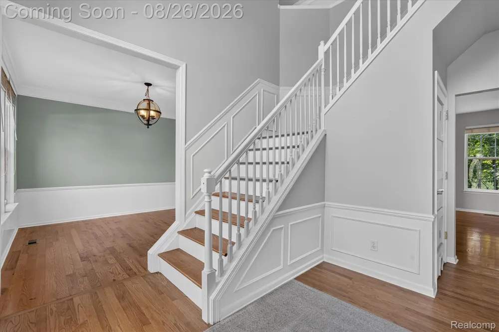 6350 Knob Hill Court Grand Blanc Charter Township, MI 48439