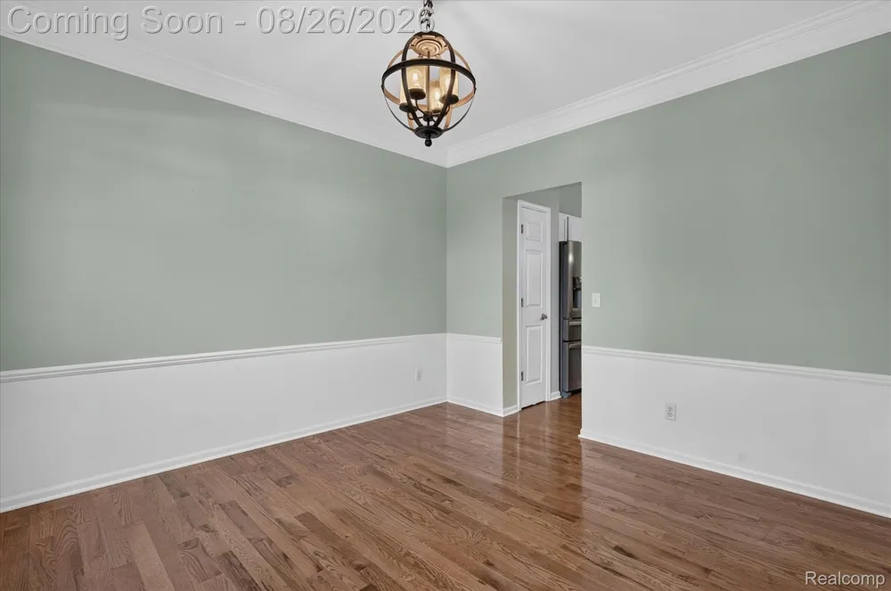 6350 Knob Hill Court Grand Blanc Charter Township, MI 48439