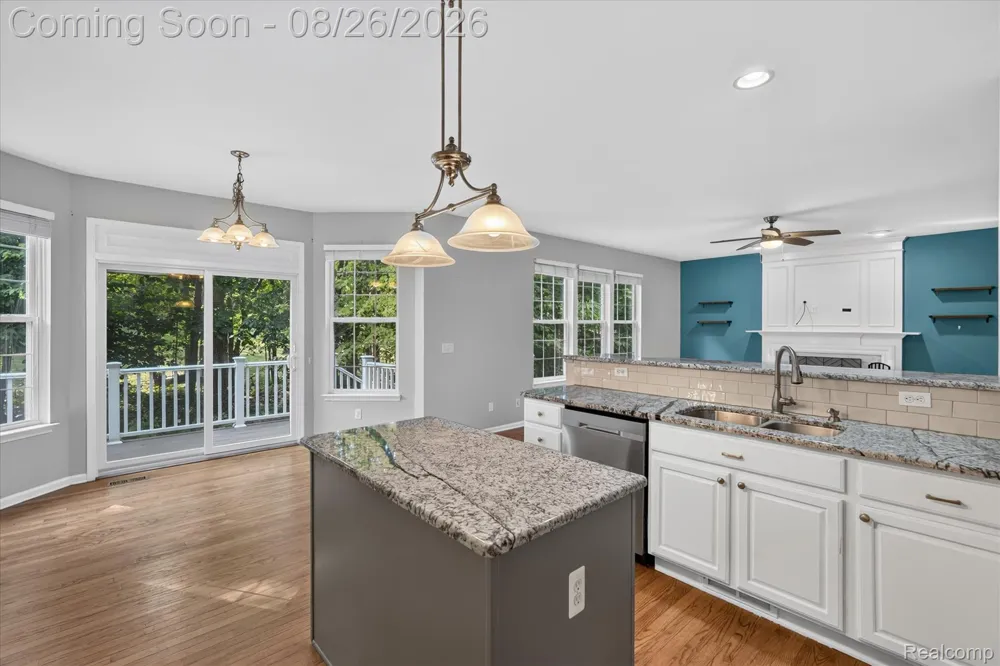 6350 Knob Hill Court Grand Blanc Charter Township, MI 48439