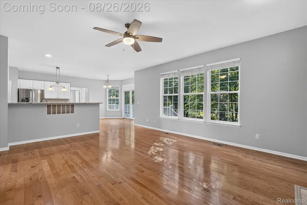 6350 Knob Hill Court Grand Blanc Charter Township, MI 48439