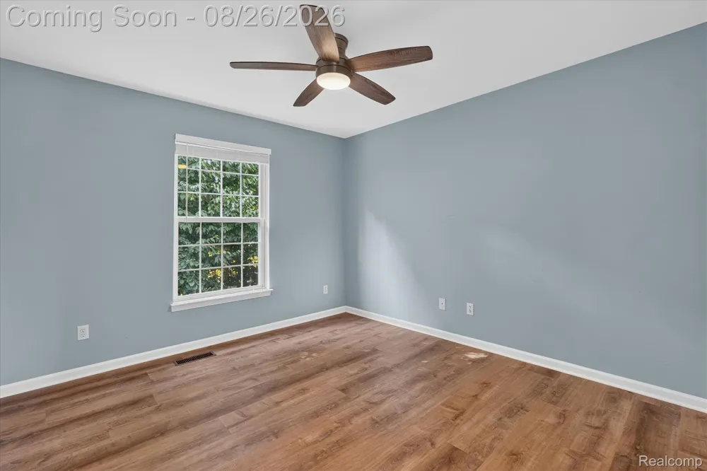 6350 Knob Hill Court Grand Blanc Charter Township, MI 48439