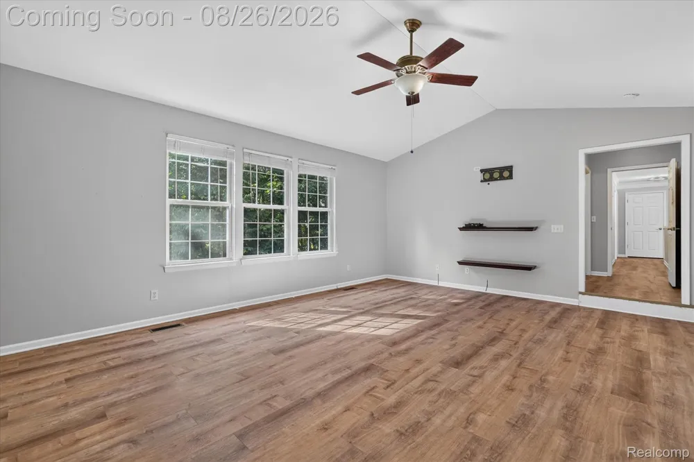 6350 Knob Hill Court Grand Blanc Charter Township, MI 48439