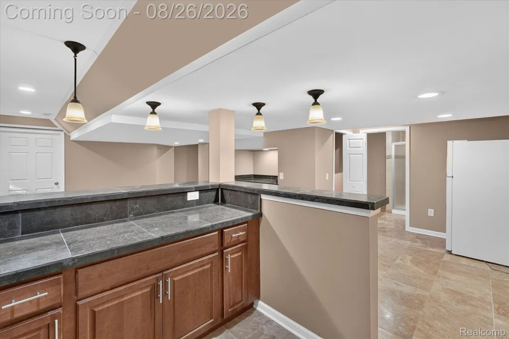 6350 Knob Hill Court Grand Blanc Charter Township, MI 48439